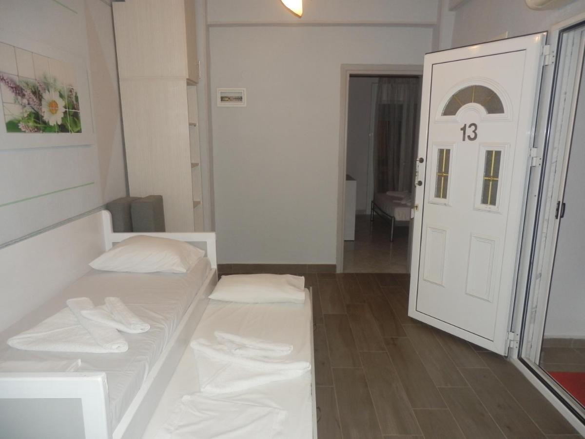 Zephyros Family Apartments 1 Ormos Panagias Eksteriør billede